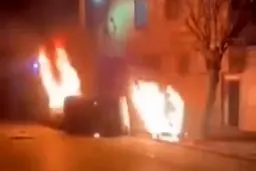 حمله به مقر پلیس ازنا با ۳ کشته و ۱۷ زخمی
