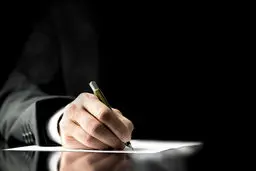 یادداشتی از سر ناچاری/چند خط شوخی با سردبیر هم میهن 
