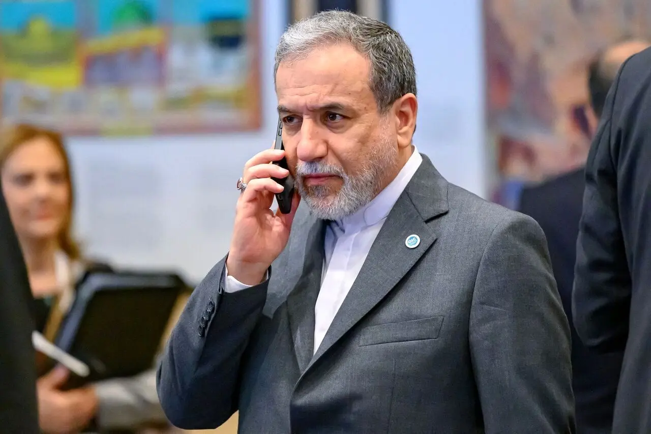 گفتوگوی عراقچی با سه وزیر اروپایی