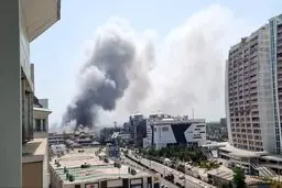 مجتمع تجاری ونوس انزلی دچار حریق شد 