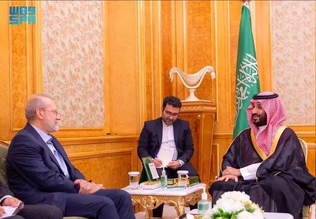 دیدار با مقامات عالی رتبه عربستان و رایزنی اقتصادی در دستور کار لاریجانی