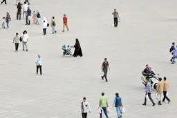 تصویر واقعی/درباره عکسی از خلوتی نمایشگاه کتاب 