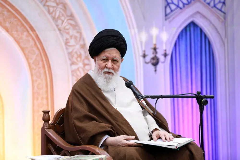 علمالهدی: جواب دشمن این موشکها نیست