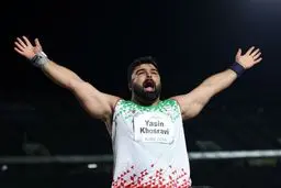 یاسین خسروی با شکستن رکورد جهان قهرمان جهان شد