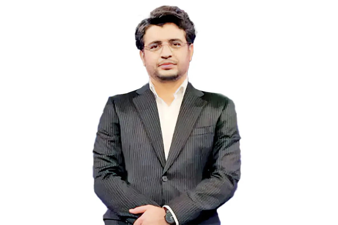 احمد جانجان کارشناس اقتصادی:جایگزین فرزین باید کلهخراب باشد