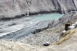 هشدار‌های پـیاپی  مسئولا ن در پی خالی شدن 19 سد و بحرانی شدن لتیان/ ایران تشنه‌تر از همیشه