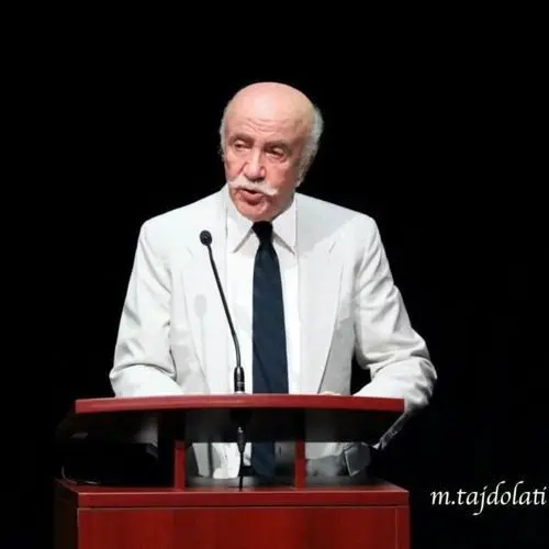 حمایت عباس توفیق، قدیمیترین کاریکاتوریست زنده ایران از هادی حیدری: کارى نکنید که بگویند در ایران حتى شوخى هم آزاد نیست