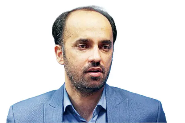 رضا نواز سخنگوی جایگاه‌داران سوخت:اولویت، درآمدزایی زیاد از بنزین نیست