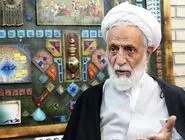رهبر: دستی که رهبری بلند کردند، نشانه پیروزی بود 