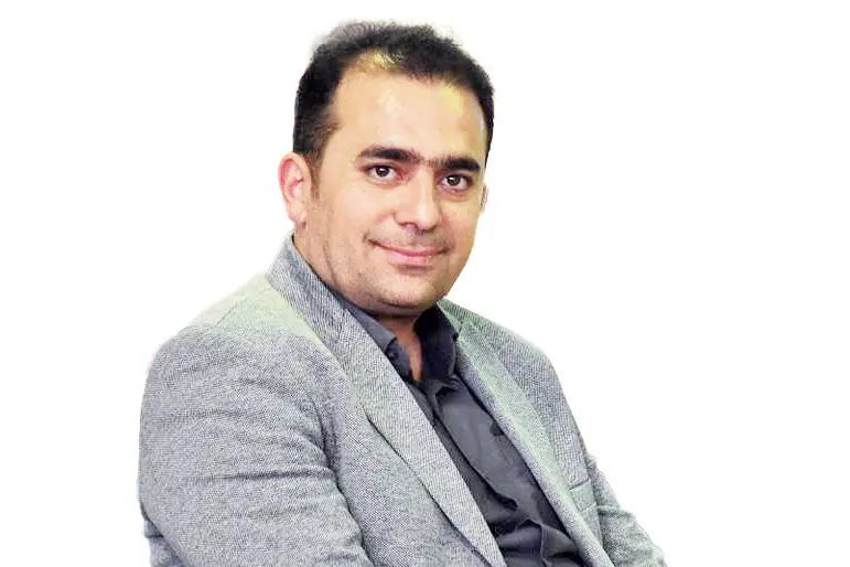 مصطفی عربی فعال سیاسی اصلاحطلب در استان سمنان: استاندار آرامش سیاسی را در سمنان حاکم کرد