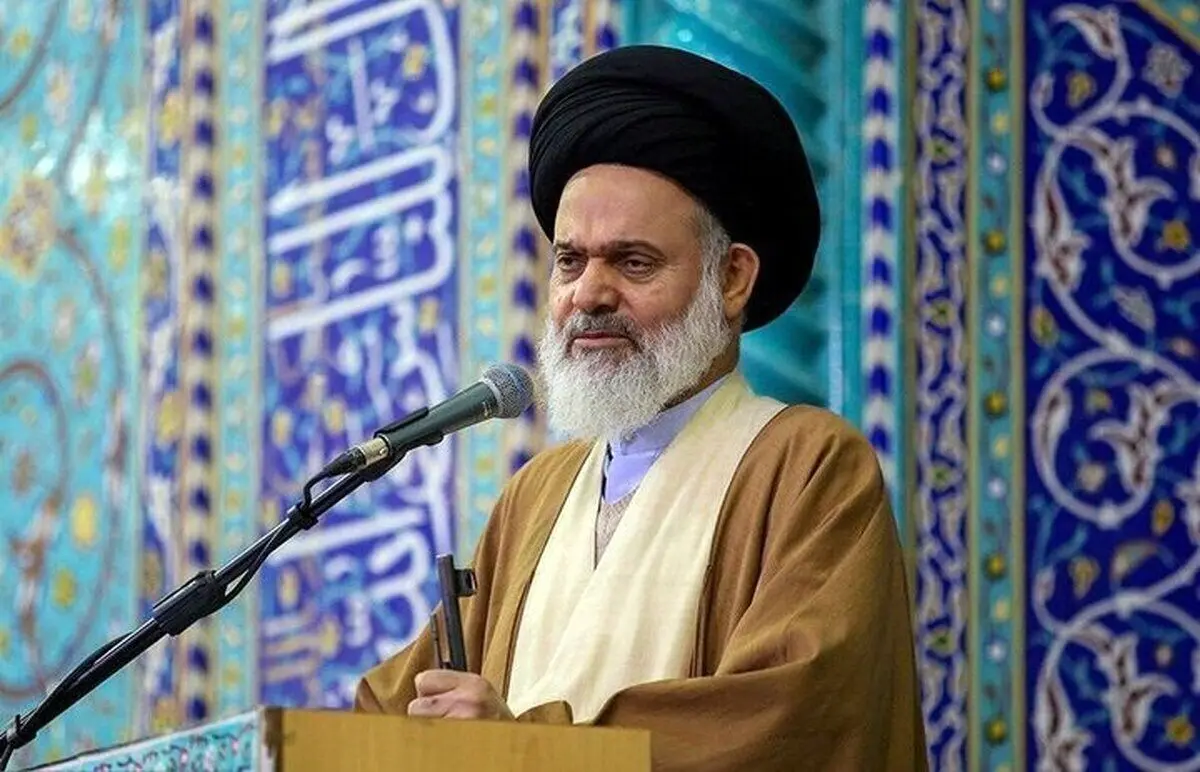 امام جمعه قم: مسافران نوروزی حرمت ماه مبارک رمضان را نگه دارند؛ متأسفانه این امر رها شده است