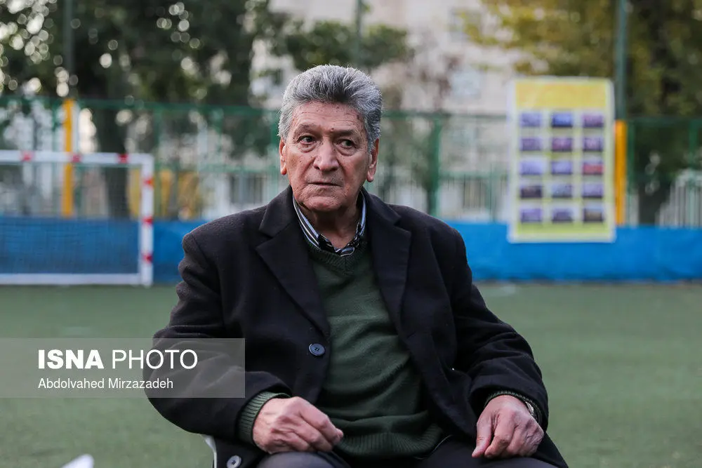درگذشت سیمخاردار تاج
