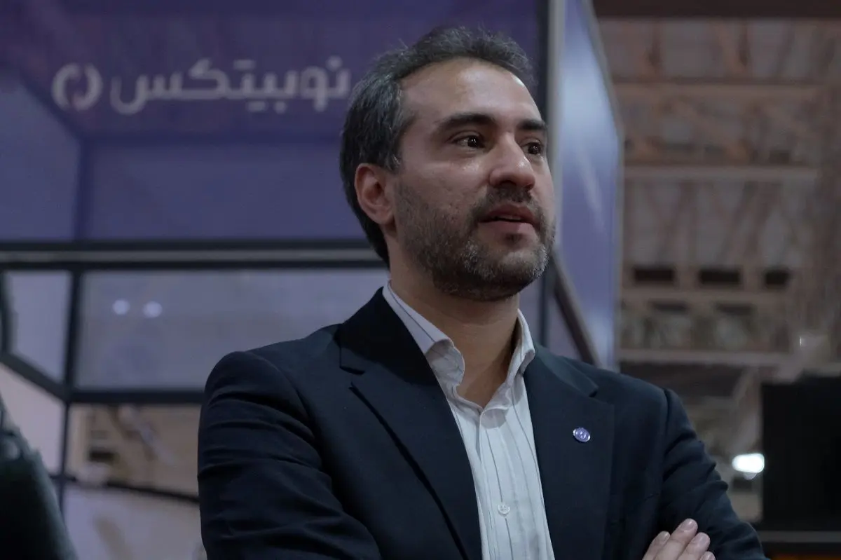 فشارهای غیرمنطقی همچنان ادامه دارد