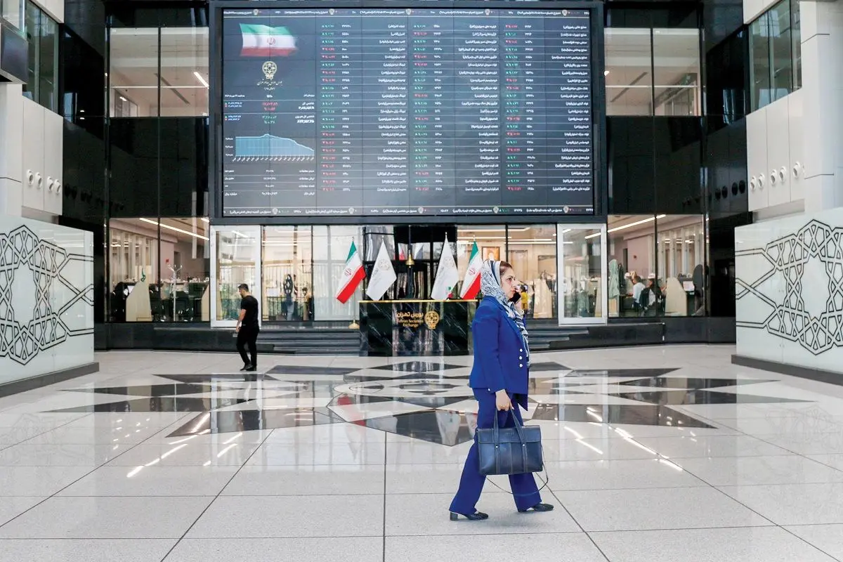به سوی رکوردهای بیشتر؟/ کارشناسان همچنان رشد شاخص‌ها در آینده را محتمل می‌دانند