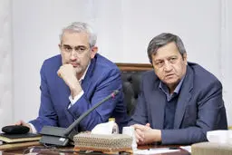 در انتظار معجزه ارزی/آیا بازگشت عبدالناصر همتی به دولت و بانک مرکزی اقتصاد را نجات می‌دهد؟