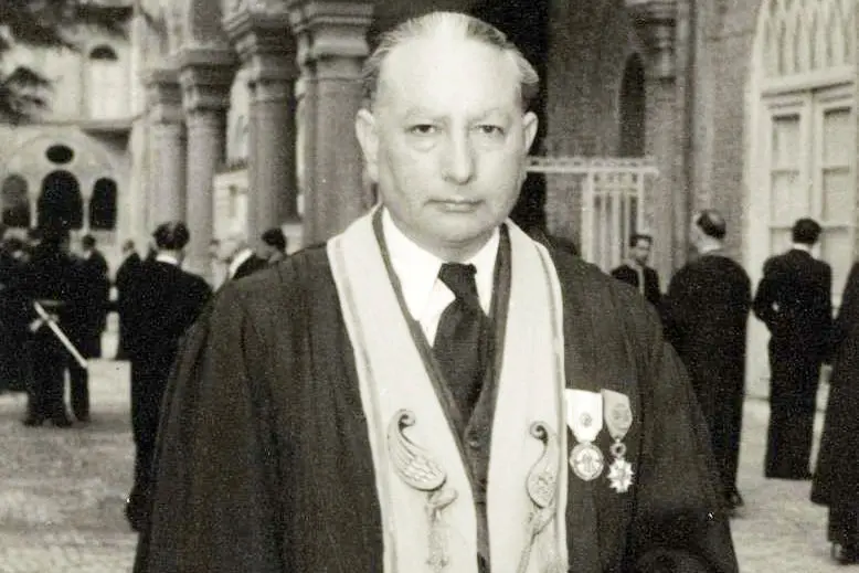 شیفته فرهنگ و هنر ایران بود