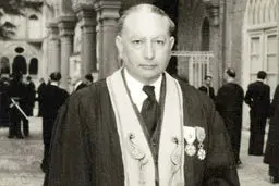 شیفته فرهنگ و هنر ایران بود