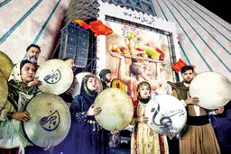 گزارش یک جشن/ قرارداد منتشرشده از سمت وزارت ارشاد اسلامی نشان می‌دهد که دبیر اجرایی و پیمانکار یک جشن گران‌قیمت یک نفر بوده است