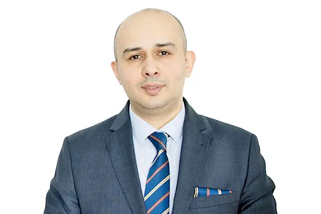 پیمان مولوی کارشناس اقتصاد:هیچ تفاوتی ندارد چه فردی جایگزین فرزین شود