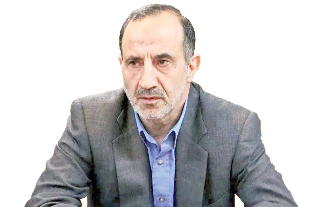 با خنده فرزین نرخ ارز ۲۰ درصد گران شد/کنایه محمد خوشچهره نماینده مجلس هفتم به دولت و بانک مرکزی