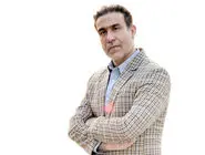 حسن نجفی عضو حزب همبستگی در استان ایلام: تفویض اختیارات رئیس‌جمهور به استانداران گشایش‌هایی برای ایلام داشت