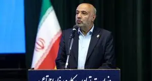 وزیر رفاه: در وزارت کار، کنار مردم و در سمت درست تاریخ ایستادیم/جنگ وقفه‌ای در ارائه خدمات اجتماعی ایجاد نکرد/ جنگ تحمیلی اخیر می‌تواند نقطه عطفی در توسعه نظام تأمین اجتماعی شود