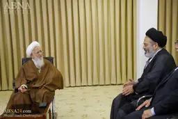 اصالت‌ را حفظ کنیم، در مذاکرات دچار ضعف نمی‌شویم