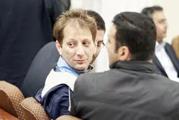 ب.ز در نقش خودروساز/رقابت دات وان، کرمان موتور، گروه انتخاب، زر ماکارون، کنسرسیوم قطعه‌‏سازان و فرداموتور برای خرید سایپا از امروز آغاز می‏‌شود