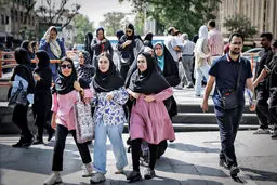 پیمایش‌‏ها انحصاری، داده‌‏ها محرمانه/پژوهشگران از موانع انجام و انتشار نتایج پیمایش‌‏های افکارسنجی‏ می‏‌گویند
