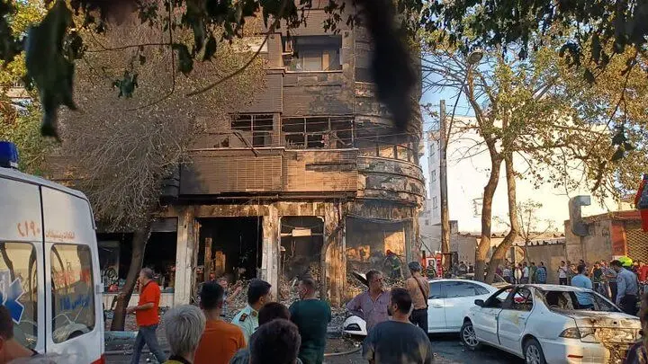دقایقی قبل اصفهان لرزید؛ انفجار در خیابان صمدیه