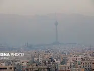 مدارس و ادارات تعطیل شدند/ گریبان ایران در دست آلودگی