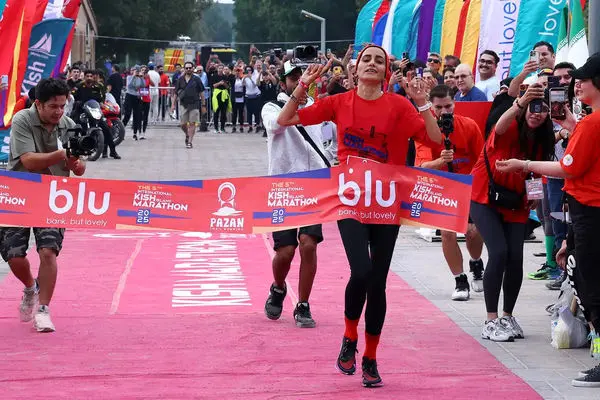 تصویر شادمانی و قدرت ایران را خراب نکنیم