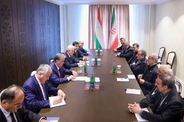 پزشکیان در دیدار با رئیس جمهور تاجیکستان: دفاع ایران مانع گسترش تنشها شد