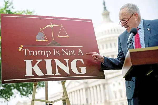 زورآزمایی ترامپ با دموکرات‌ها/تعطیلی دولت آمریکا چه تبعاتی برای اقتصاد این کشور خواهد داشت؟