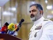 دریادار ایرانی: جمهوری اسلامی ایران در برابر هیچ تهدیدی سر تسلیم فرود نخواهد آورد