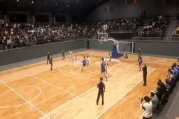 استقلال صدرنشینی‌اش را در لیگ برتر بسکتبال تثبیت کرد