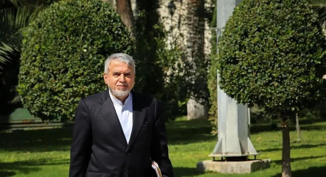 صالحی امیری: «تخت جمشید» هیچ تغییر شکل یا آسیبی ندیده است