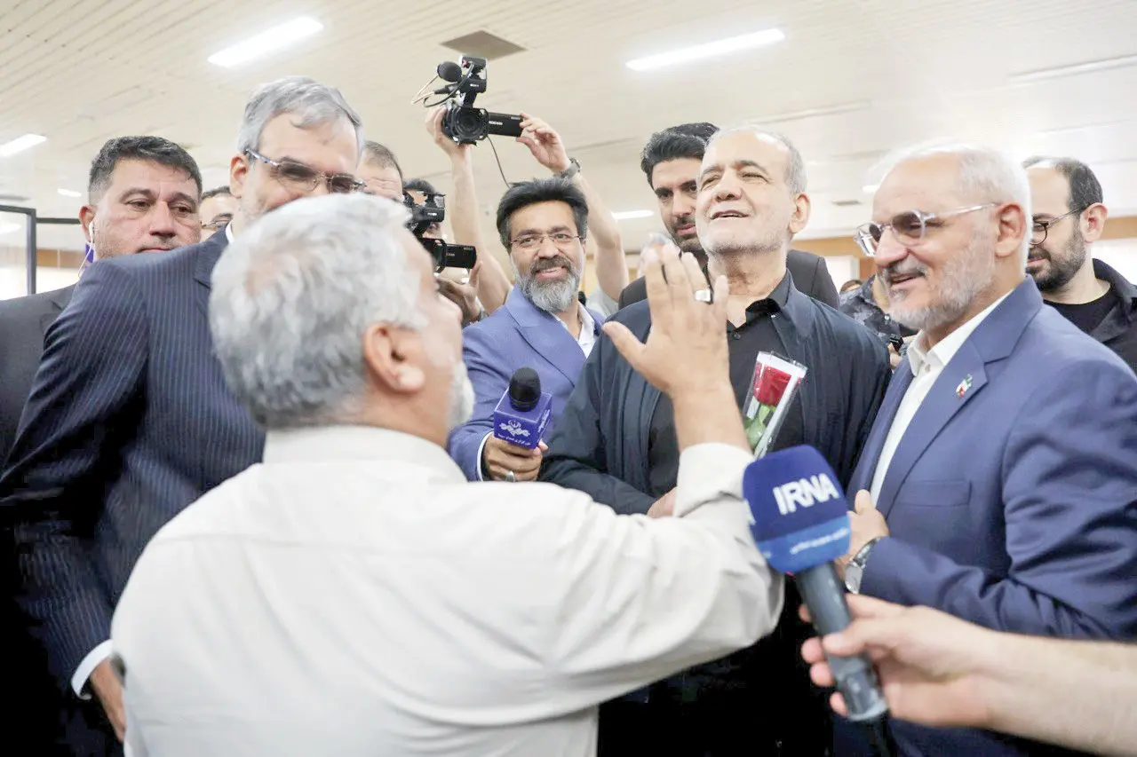 بازدید سرزده یعنی چه؟/درباره بازدید سرزده رئیسجمهور از خبرگزاری جمهوری اسلامی