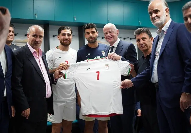 رئیس فیفا به تهران سفر می‌کند 