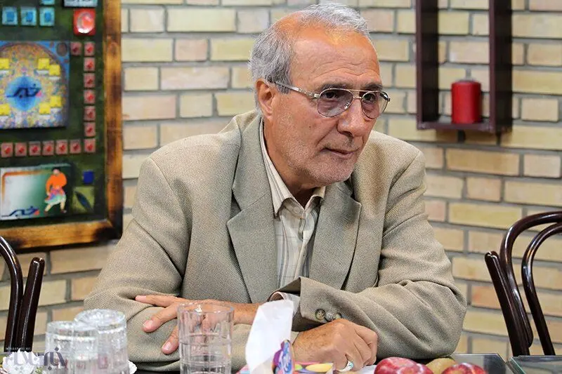 پیشنهاد دیپلمات ایرانی: آمادگی خود را برای مذاکرات جامع با آمریکا اعلام کنیم