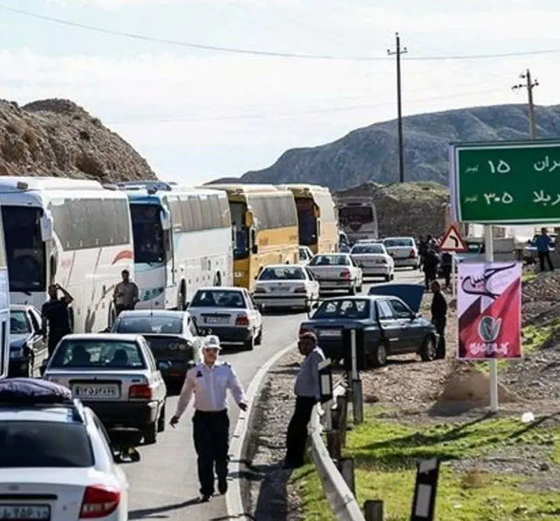 زائران امسال مسیر کربلا را با خودروهای شخصی پیمودند