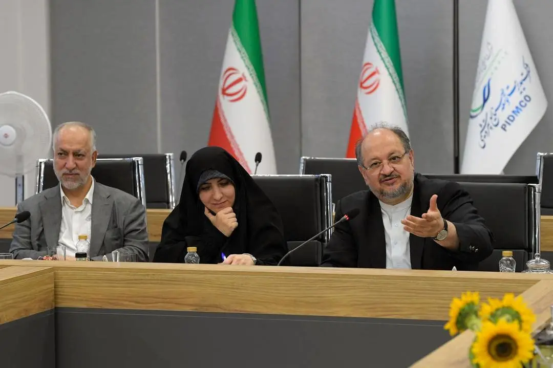 گزارش نشست هماندیشی مدیرعامل شرکت صنایع پتروشیمی خلیج فارس و جمعی از نمایندگان مجلس