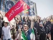 تهران زنده است/حضور گسترده پایتخت‌نشینان در نمازجمعه و تجمع ضدمتجاوز دیروز