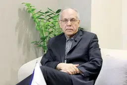 کوروش احمدی دیپلمات بازنشسته در گفت‌‏وگو با «هم‌‏میهن»:باید برای رفع مشکلات خودمان پیش‏‌قدم شویم