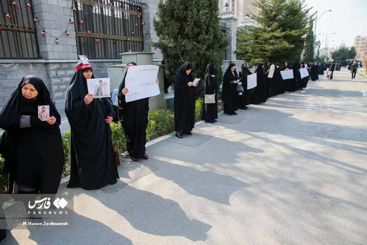 باهنر هم غیرخودی شد/استارت دوباره تند‌روها با شعار حجاب و عفاف