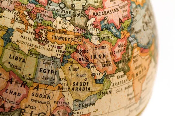 چهارراه دیپلماسی/بررسی سفرهای فشرده مقامات آژانس، ایران و عربستان