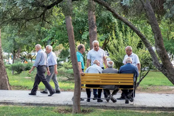 سخاوتمندان ورشکسته/در دهه ۱۴۳۰ و ۱۴۴۰ نسبت منابع به مصارف صندوق تامین اجتماعی  که اکنون بالای ۹۰ درصد است، به نزدیکی ۲۰ درصد خواهد رسید