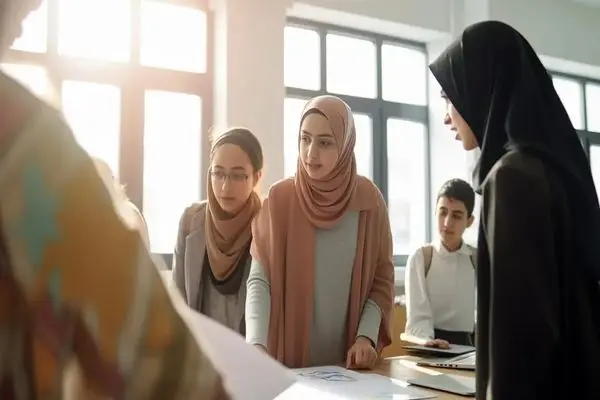 معلمی؛ حرفه‌ای که در همکاری زنده می‌ماند