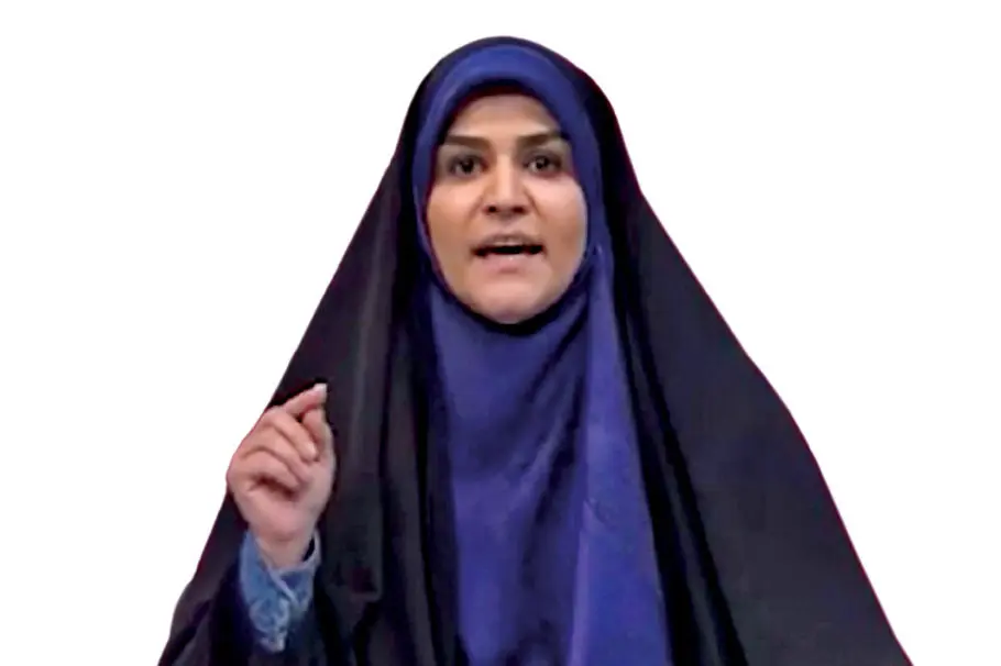 مجری خبر زیر حمله موشکی
