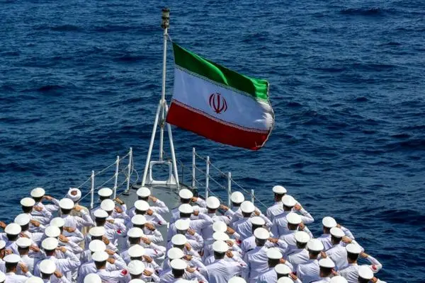 ظرفیت‌های حقوقی بهره‌برداری از دریا/ به مناسبت هفتم آذرماه روز نیروی دریایی ارتش